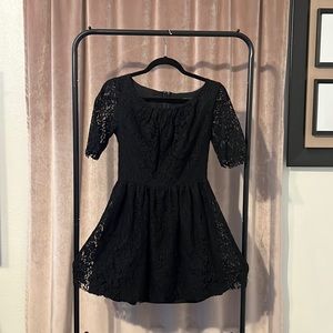 Patterson J. Kincaid black mini lace Baby Doll dress, small, 3/4 sleeve